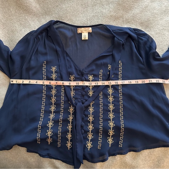 Band of Gypsies Blue Sheer Gold Tie Neck Long Slv Peasant Top Boho size L - Picture 5 of 5